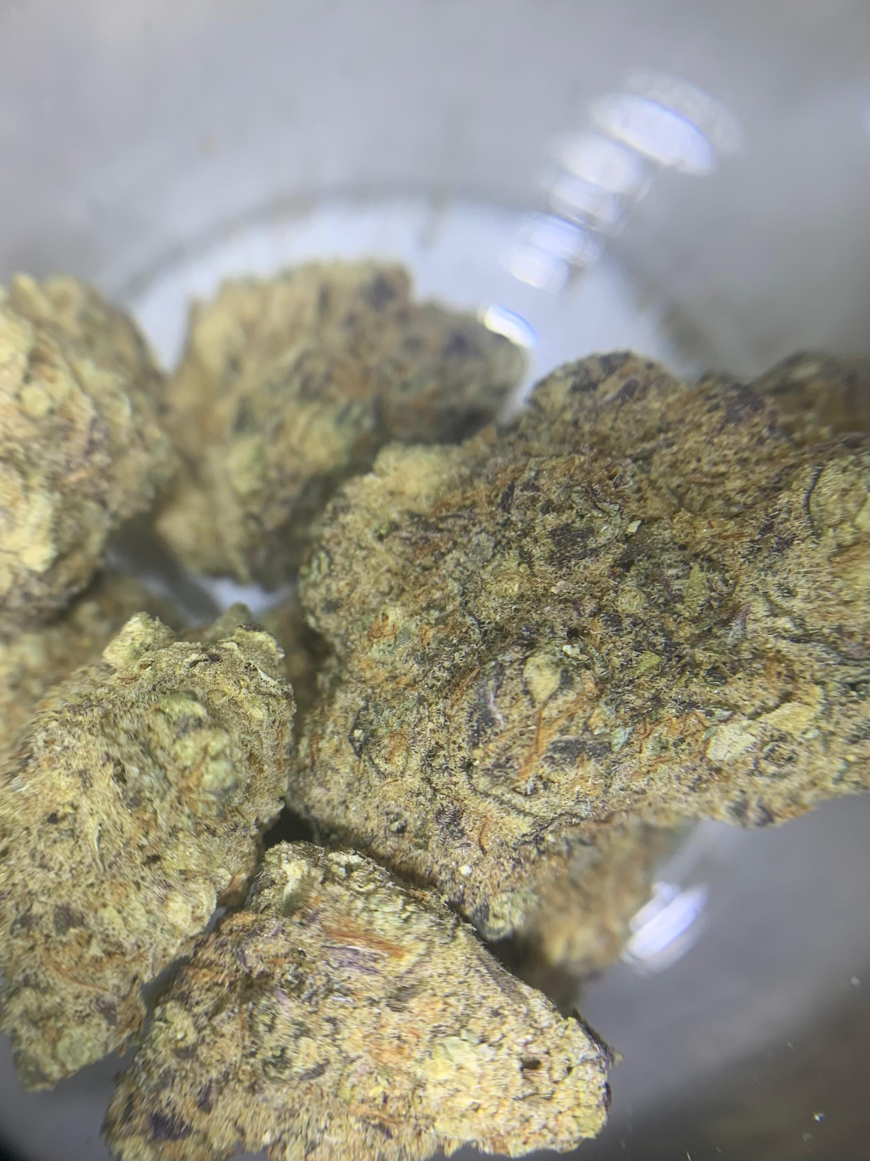 Animal Kush Mintz — Hybrid | Indoor AAA