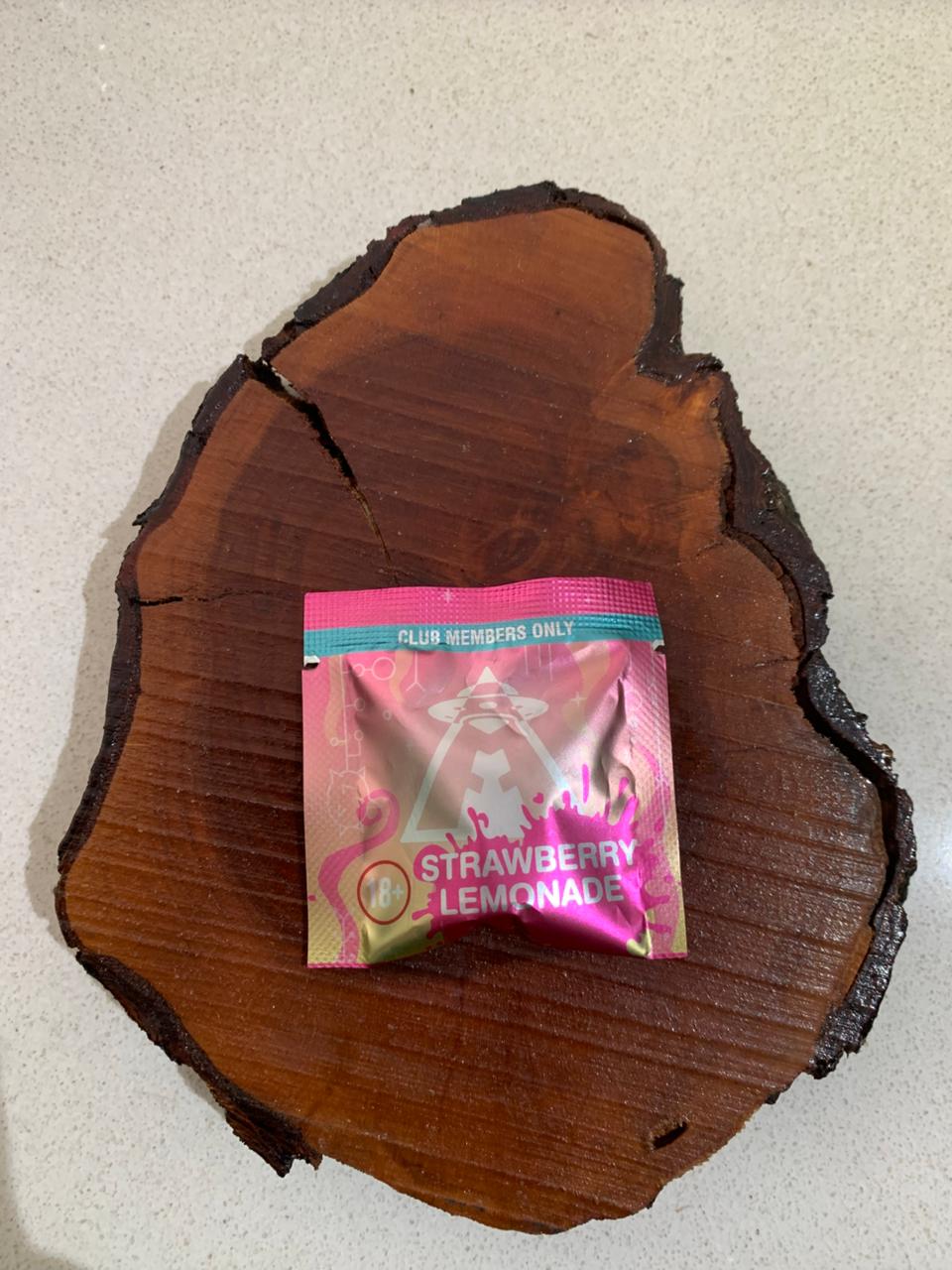 Forbidden Fruit Strawberry & Lemonade — 60mg Gummy Pack